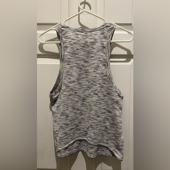 Lululemon Squad Goals Tank - Picture 2 of 3